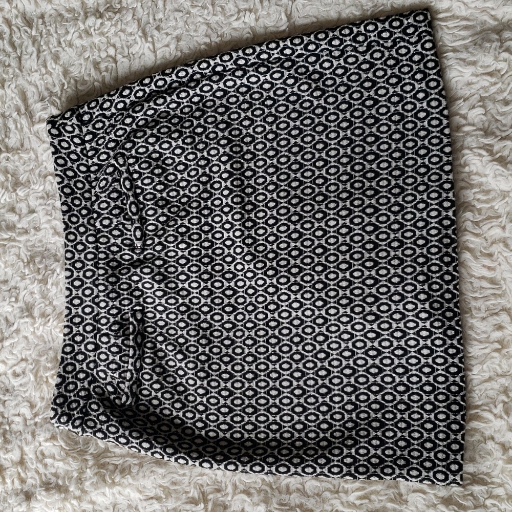 Trulli Side Zip Black Cream Print Skirt 6 - Picture 6 of 6